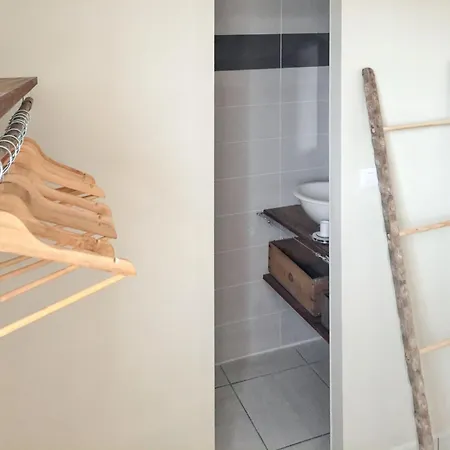 Maison Charmante A Avec Jardin Et Aire De Jeux. 度假居 阿格德