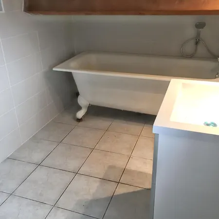 Maison Charmante A Avec Jardin Et Aire De Jeux. 度假居 阿格德