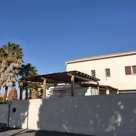 Hébergement de vacances Maison De 4 Avec Jardin Clos Et Wifi A A 3 Km De La