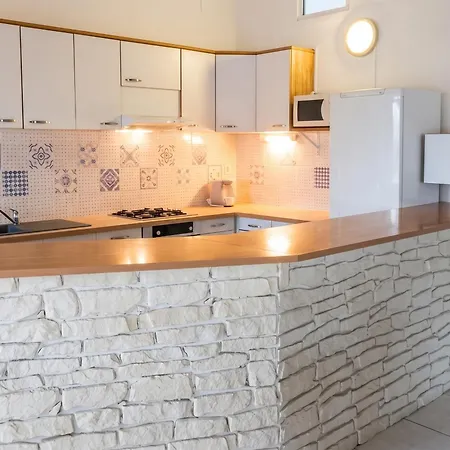 Maison Charmante A Avec Jardin Et Aire De Jeux. Holiday home