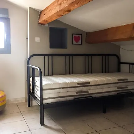 Maison Charmante A Avec Jardin Et Aire De Jeux. Holiday home *