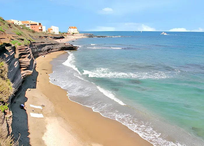Vakantiehuis Maison Charmante A Avec Jardin Et Aire De Jeux.